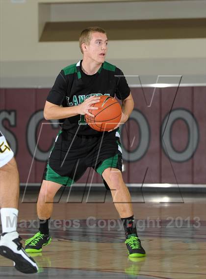 Thumbnail 3 in Capistrano Valley vs. Thousand Oaks (MaxPreps Holiday Classic) photogallery.