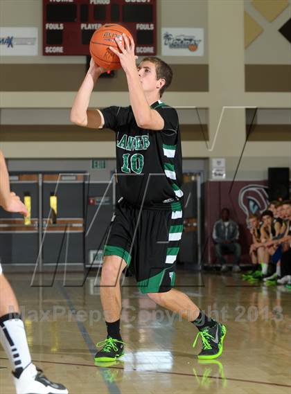Thumbnail 2 in Capistrano Valley vs. Thousand Oaks (MaxPreps Holiday Classic) photogallery.