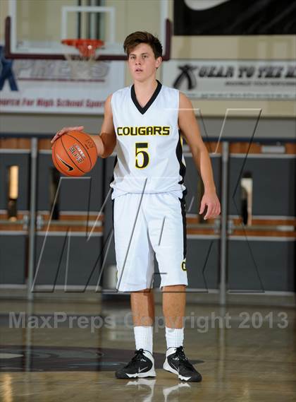Thumbnail 2 in Capistrano Valley vs. Thousand Oaks (MaxPreps Holiday Classic) photogallery.