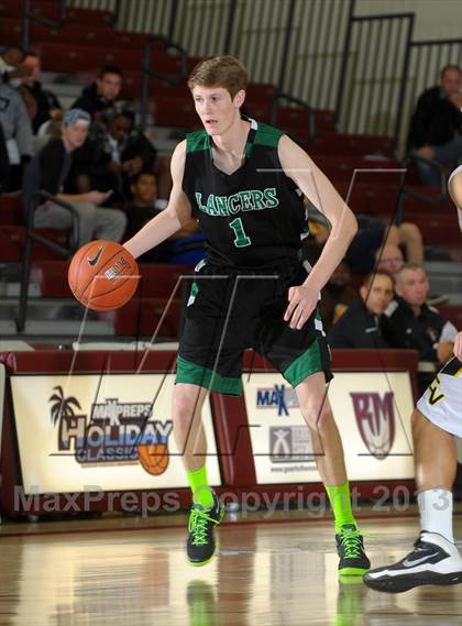 Thumbnail 1 in Capistrano Valley vs. Thousand Oaks (MaxPreps Holiday Classic) photogallery.