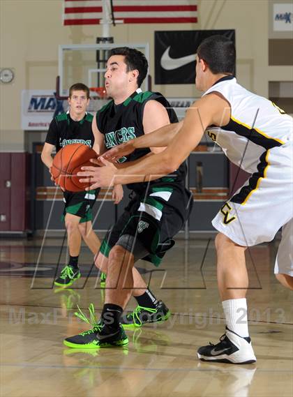 Thumbnail 1 in Capistrano Valley vs. Thousand Oaks (MaxPreps Holiday Classic) photogallery.