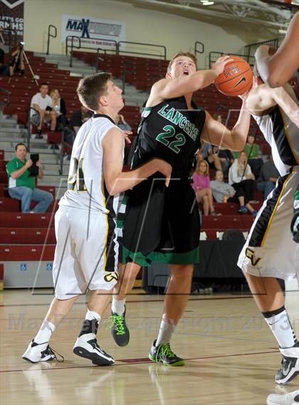 Thumbnail 2 in Capistrano Valley vs. Thousand Oaks (MaxPreps Holiday Classic) photogallery.