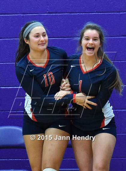 Thumbnail 2 in Santa Margarita vs Sacred Heart (Durango Fall Classic) photogallery.