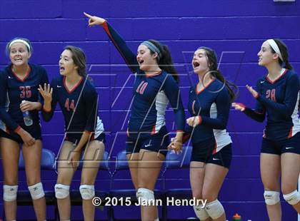 Thumbnail 3 in Santa Margarita vs Sacred Heart (Durango Fall Classic) photogallery.