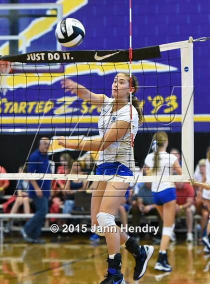 Thumbnail 1 in Santa Margarita vs Sacred Heart (Durango Fall Classic) photogallery.