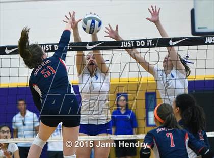 Thumbnail 1 in Santa Margarita vs Sacred Heart (Durango Fall Classic) photogallery.