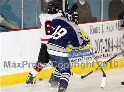 Thumbnail 2 in Scarborough vs Moses Brown (Maine Hockey Invitational) photogallery.
