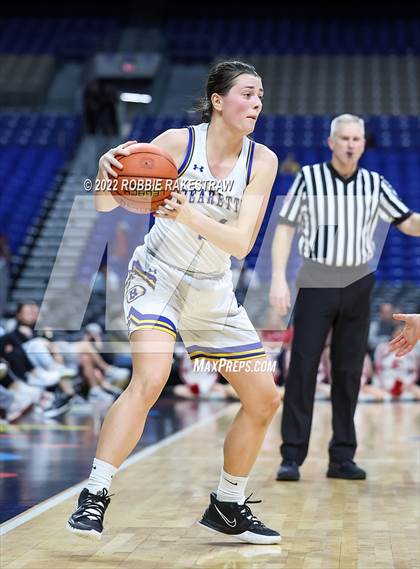 Thumbnail 3 in Brownsboro vs. Fredericksburg (UIL 4A State Semifinal) photogallery.