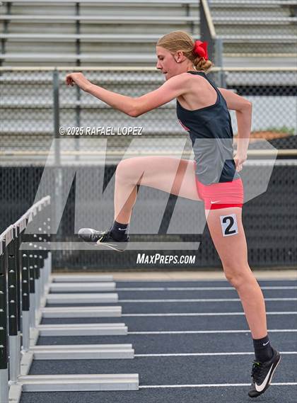 Thumbnail 3 in UIL 3A Track & Field District (100M Hurdles) photogallery.
