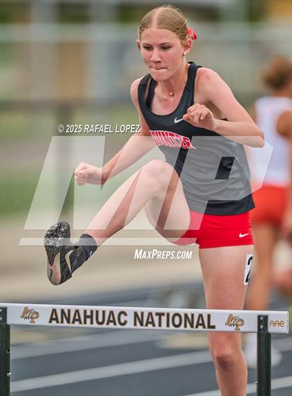 Thumbnail 2 in UIL 3A Track & Field District (100M Hurdles) photogallery.