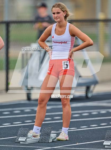 Thumbnail 1 in UIL 3A Track & Field District (100M Hurdles) photogallery.