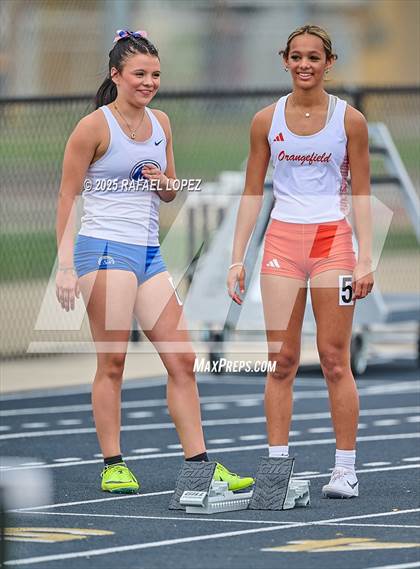 Thumbnail 1 in UIL 3A Track & Field District (100M Hurdles) photogallery.