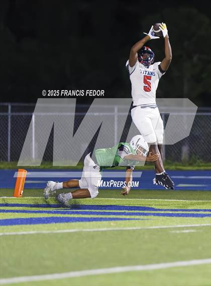 Thumbnail 2 in JV: Tampa Bay Tech @ Sumner photogallery.