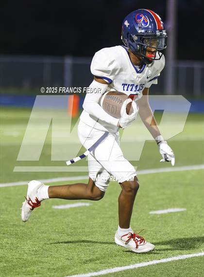 Thumbnail 3 in JV: Tampa Bay Tech @ Sumner photogallery.