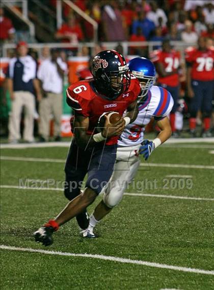 Thumbnail 2 in Memphis University @ South Panola photogallery.