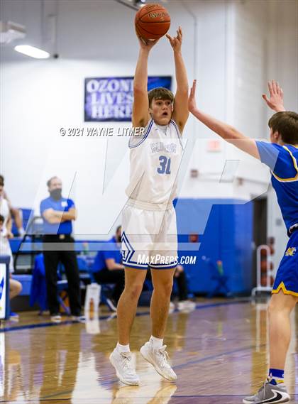 Thumbnail 1 in Newport Central Catholic @ Highlands photogallery.