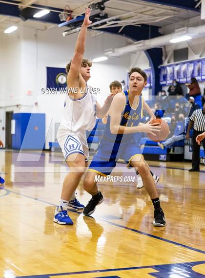 Thumbnail 2 in Newport Central Catholic @ Highlands photogallery.