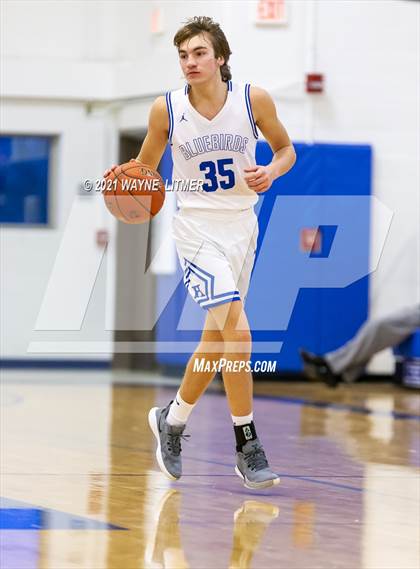 Thumbnail 3 in Newport Central Catholic @ Highlands photogallery.