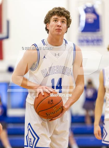 Thumbnail 1 in Newport Central Catholic @ Highlands photogallery.