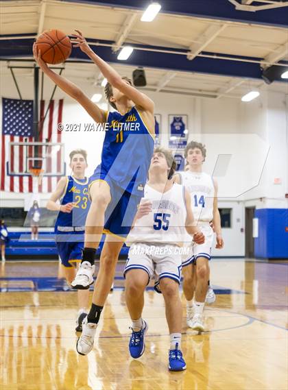 Thumbnail 2 in Newport Central Catholic @ Highlands photogallery.