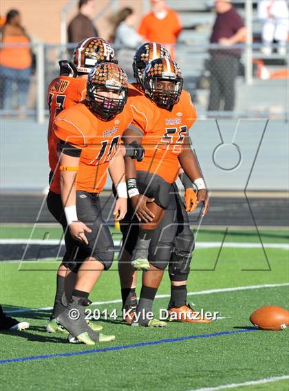 Thumbnail 3 in Pilot Point vs. Mineola (UIL 3A Division 1 Region 2 Semifinal) photogallery.