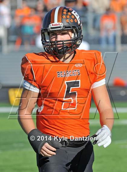 Thumbnail 1 in Pilot Point vs. Mineola (UIL 3A Division 1 Region 2 Semifinal) photogallery.