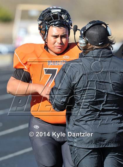 Thumbnail 1 in Pilot Point vs. Mineola (UIL 3A Division 1 Region 2 Semifinal) photogallery.
