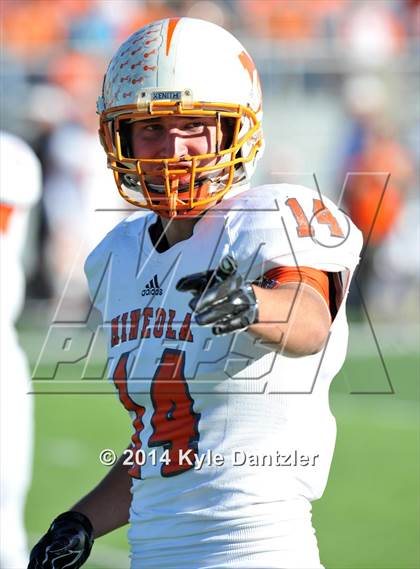 Thumbnail 2 in Pilot Point vs. Mineola (UIL 3A Division 1 Region 2 Semifinal) photogallery.