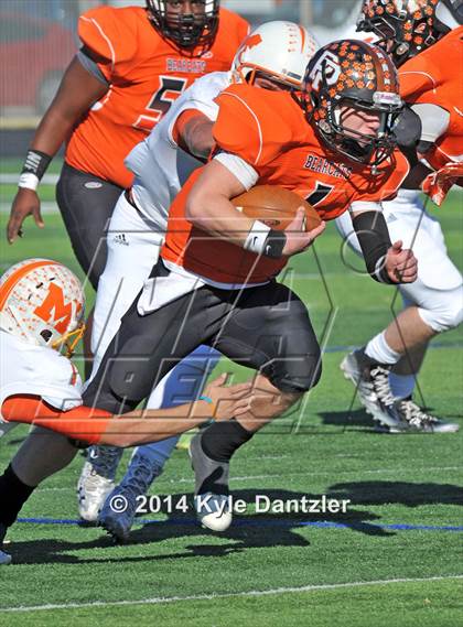 Thumbnail 2 in Pilot Point vs. Mineola (UIL 3A Division 1 Region 2 Semifinal) photogallery.