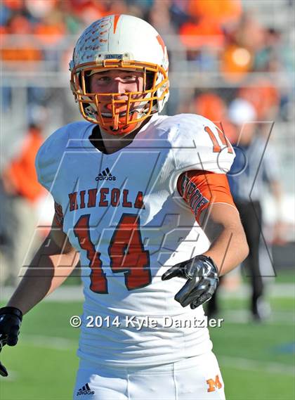 Thumbnail 1 in Pilot Point vs. Mineola (UIL 3A Division 1 Region 2 Semifinal) photogallery.