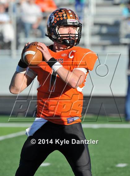 Thumbnail 2 in Pilot Point vs. Mineola (UIL 3A Division 1 Region 2 Semifinal) photogallery.