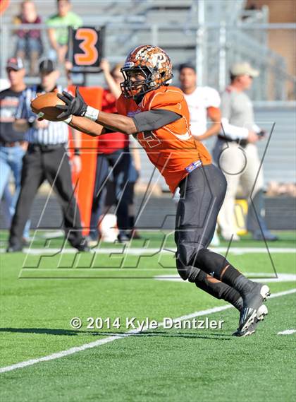 Thumbnail 2 in Pilot Point vs. Mineola (UIL 3A Division 1 Region 2 Semifinal) photogallery.