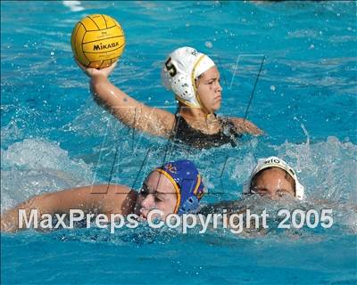 Thumbnail 2 in Rio Americano vs Del Campo (D2 Section Final) photogallery.