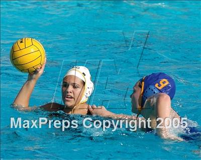 Thumbnail 3 in Rio Americano vs Del Campo (D2 Section Final) photogallery.