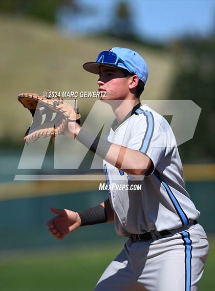 Thumbnail 1 in Villa Park @ Foothill photogallery.