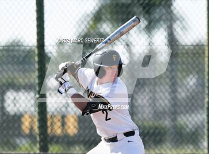 Thumbnail 1 in Villa Park @ Foothill photogallery.