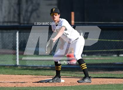 Thumbnail 1 in Villa Park @ Foothill photogallery.