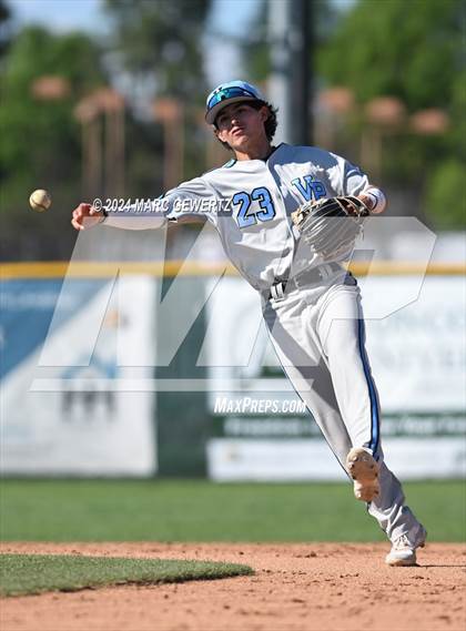 Thumbnail 1 in Villa Park @ Foothill photogallery.