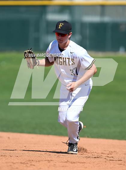 Thumbnail 3 in Villa Park @ Foothill photogallery.