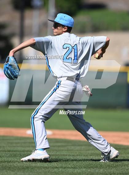 Thumbnail 1 in Villa Park @ Foothill photogallery.