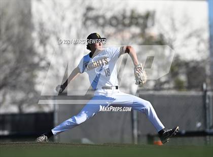 Thumbnail 1 in Villa Park @ Foothill photogallery.