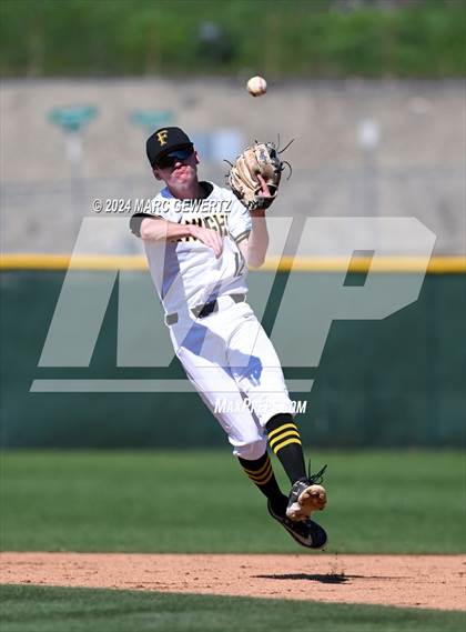 Thumbnail 1 in Villa Park @ Foothill photogallery.