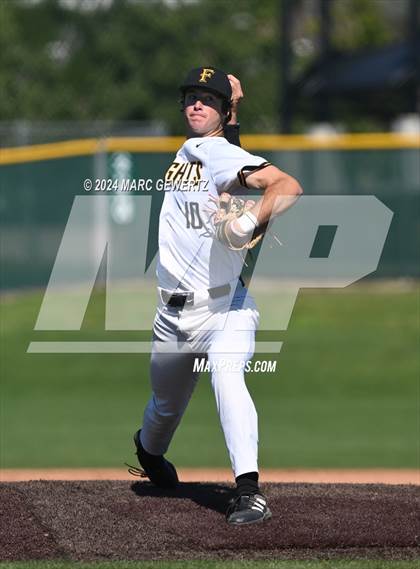 Thumbnail 3 in Villa Park @ Foothill photogallery.