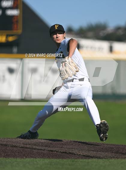 Thumbnail 1 in Villa Park @ Foothill photogallery.