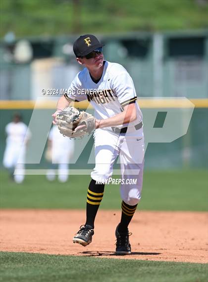 Thumbnail 1 in Villa Park @ Foothill photogallery.