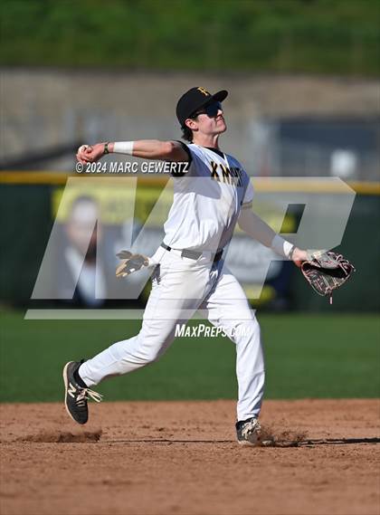 Thumbnail 1 in Villa Park @ Foothill photogallery.