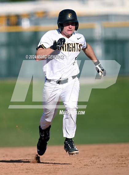 Thumbnail 3 in Villa Park @ Foothill photogallery.
