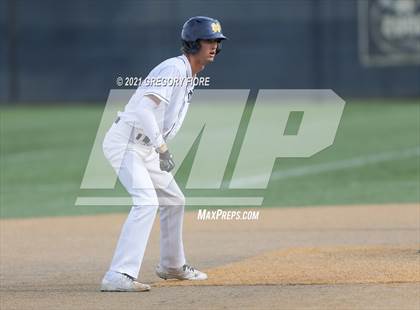 Thumbnail 1 in Harvard-Westlake @ Notre Dame (SO) photogallery.