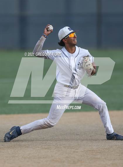 Thumbnail 3 in Harvard-Westlake @ Notre Dame (SO) photogallery.