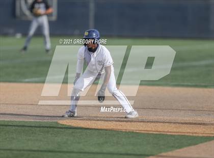 Thumbnail 2 in Harvard-Westlake @ Notre Dame (SO) photogallery.